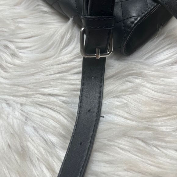Forever 21 Quilted Belt bag Black - Picture 6 of 8